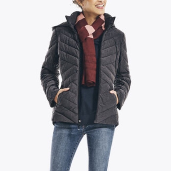 Nautica Quilted Coat Water Resistant Stretch Puffer Detachable Fur Hood - Picture 1 of 17